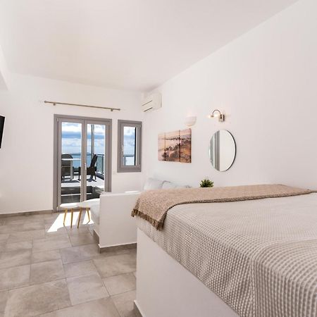 Enalion White Suites Oia Εξωτερικό φωτογραφία