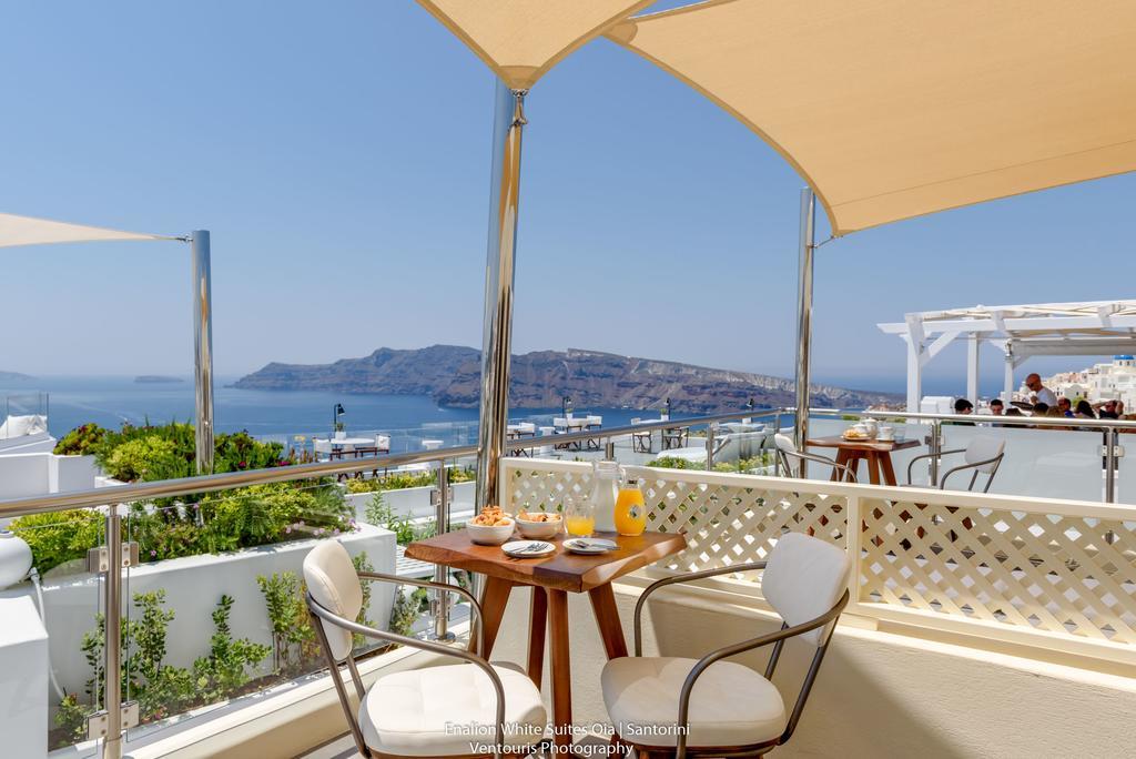 Enalion White Suites Oia Εξωτερικό φωτογραφία
